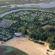 Vue aérienne du camping de Meerwijck aux Pays-Bas